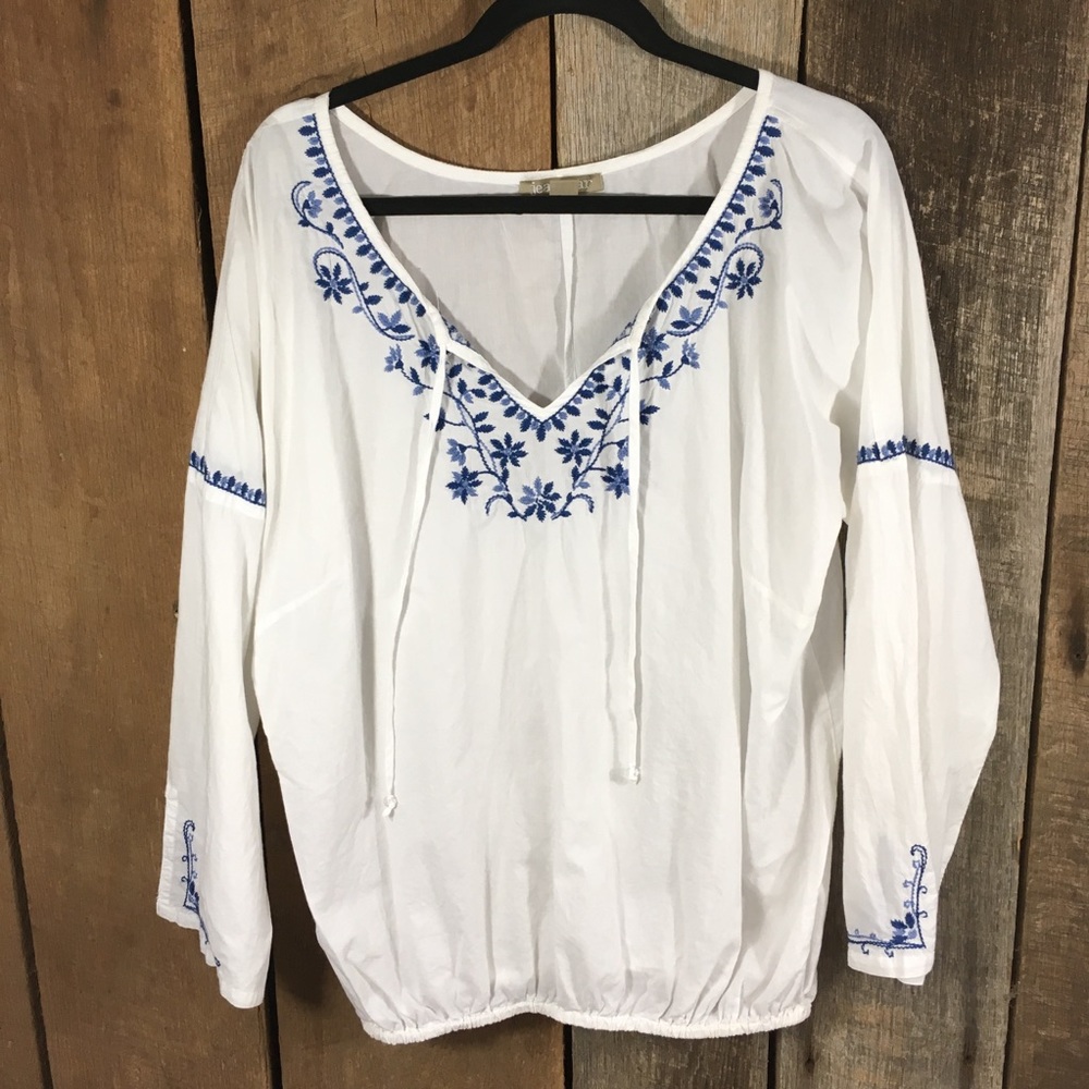 Jeanstar embroidered peasant style top size XL